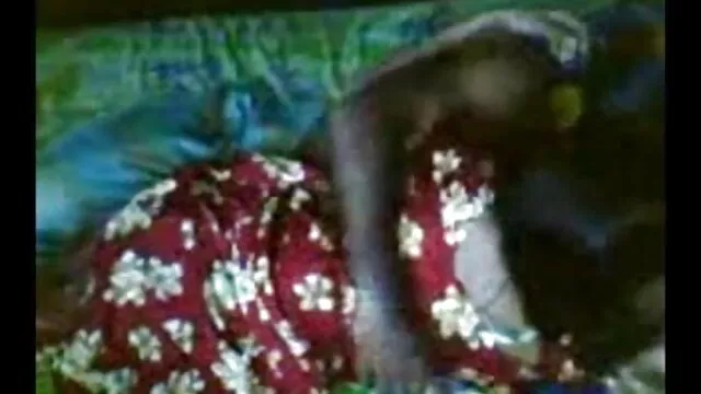 سنہرے بالوں فیلم زوری سکسی والی خوبصورت ارورہ