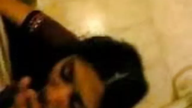 ڈک ، موٹے سنہرے بالوں والی کشش! کلیپ سکسی کم سن