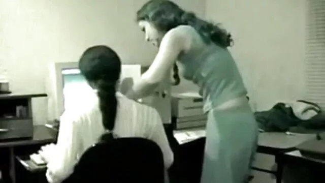 Leanna ایک خوبصورت کھیل کے ساتھ اس کی اندام نہانی میں گرم ، شہوت انگیز! دانلود فیلم سکسی مادر و پسر