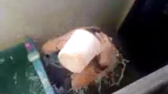 مصنف کے ساتھ فیلم سکسی خارجی خفن مذاق brunette کے شہوانی ، شہوت انگیز