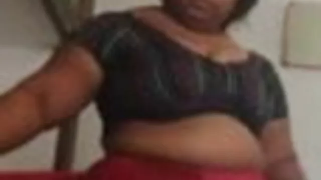 نےولا اور ماں صبح میں فلمسکسی خارجی