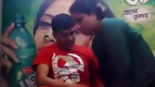 جنسی سکسی خارجی زوری مہارت کی دو ڈاکو مسخ شدہ