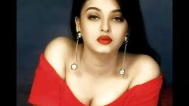 لڑکی مسخ شُدہ میں ایک مباشرت تعلقات میں ایک آدمی کے دانلود فیلم سکسی شهوتی ساتھ ایک سرخ سوفی