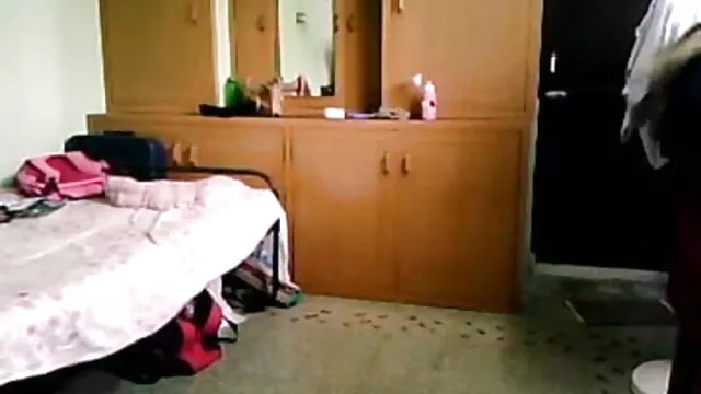 نوجوان فیلم سکسی با پا لڑکی مشت زنی