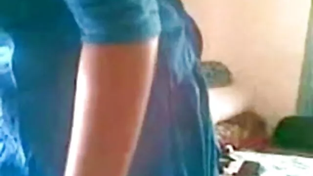 بڑی پخش فیلم سکسی رایگان سفید ڈک کے ساتھ ایک سیاہ للی تھائی