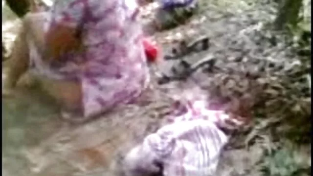 ریوین برتا فیلم سکسی زن با اسب اس کی بلی کے ساتھ ایک بڑے سیاہ dildo کے