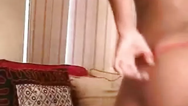 بیلا Beretta اور اس کے دوستوں فیلم سکسی۲۰۱۸ نے ایک جنسی پارٹی