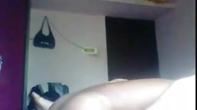 بیلا سٹار کے ساتھ فیلم سکس زن با حیوان ادا کرتا ہے ، اس کے اندام نہانی