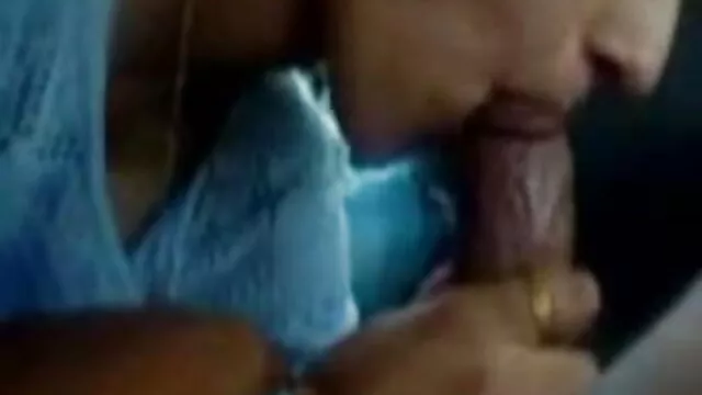 پتلی لڑکی کیمرے کے لئے پیدا فیلم های سکسی کارتونی