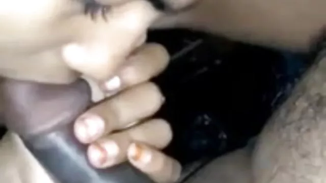 خاوند fucks دوسرے لوگوں کے سامنے میں اس کی فیلم داستانی سکسی بیوی