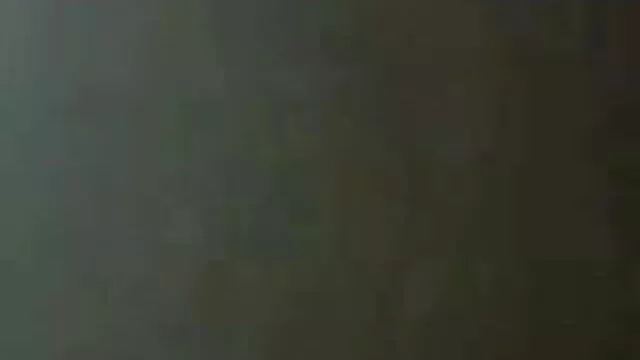 گلوکار ہونے کے ساتھ مذاق فیلم سکسی در حمام کے پروڈیوسر