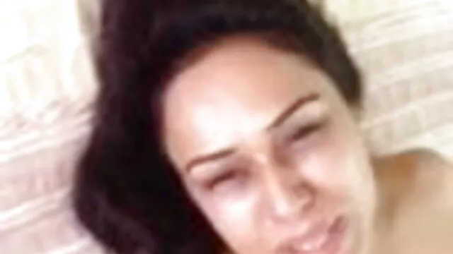 چوس کاک میں باتھ روم سے فیلمسوپر خارجی Ivana شوگر