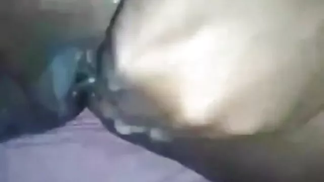 پرجوش tanned ویڈیو دو مردوں کے ساتھ بستر میں فیلم سکسی از جوردی