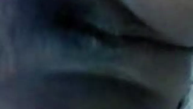 ایک خوبصورت نوجوان لڑکی فیلم سکسی لو رفته شروع ہوتا ہے اور cums