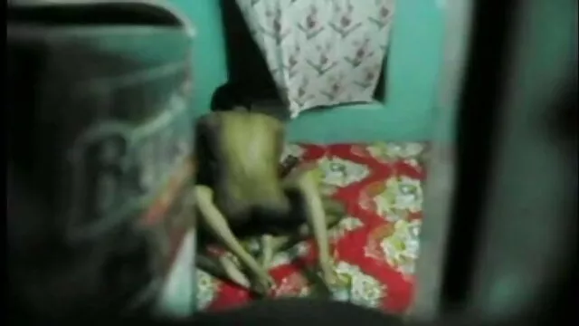 ڈبل دخول کے لئے ایک فیلم سکسی پسر با پسر کتیا