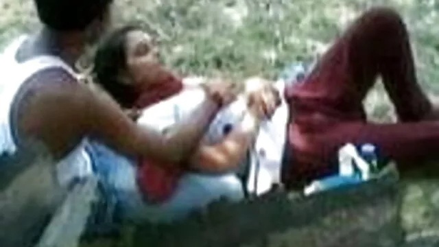 سپینی سکس خارجی عاشقانه چڑھا ایک لڑکی