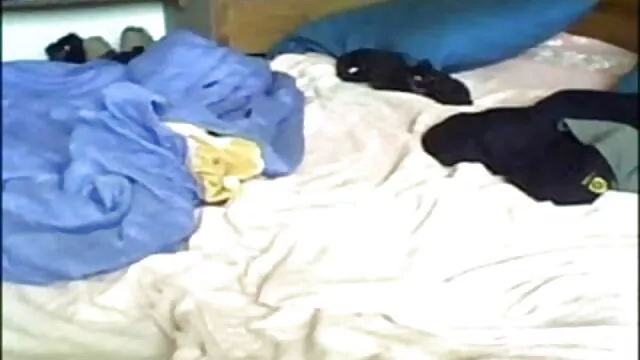 لڑکی شیشے کے شهوانی کلیپ ایرانی ساتھ پیدا ہوتا ہے بڑا ڈک چوسنا!