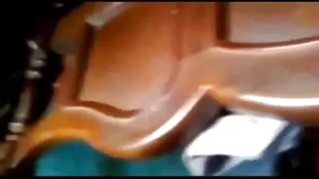 جاپانی طالب علموں کو مشکل میں فیلم سکس با دزد تین سلاخوں