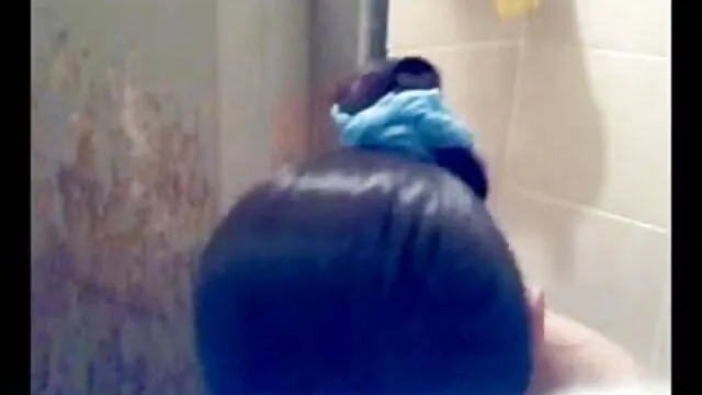 ایک خوبصورت ، brunette کے شہوانی ، شہوت انگیز غلام Audrey فیلم سکس با پیرزن Bitoni