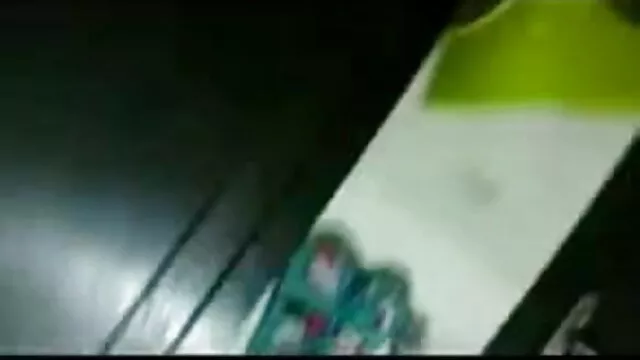 خوبصورتی گرم سولو میں فیلم سکسی توپ آفس