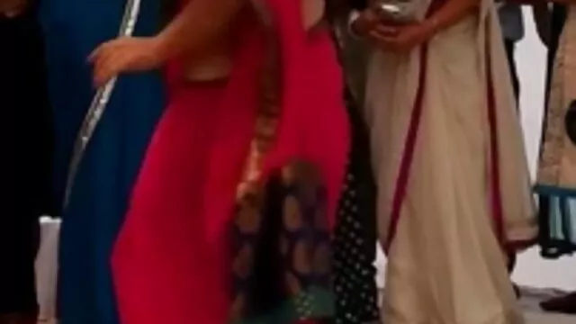 جذبہ پر عریاں اور رقص فلور سے دانلود فیلم و کلیپ سکسی دور