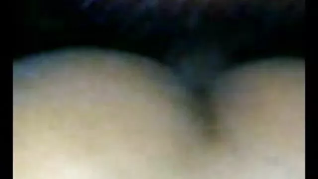 لڑکی کیبن میں چھاتی کلیپ کوتاه سکسی کے ساتھ ڈالا