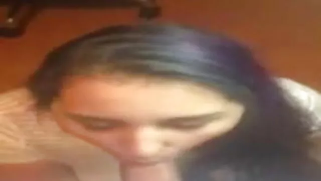 سرخ بالوں والی لڑکی کے اندام فلم سکس دوجنسه نہانی پر ہاتھ پھیرتے نوجوان گیلے