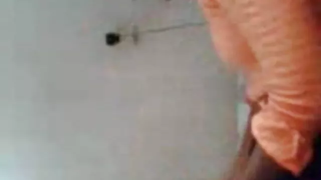 لڑکے کے دوست داستانی پورن کے ساتھ نوجوان سنہرے بالوں والی