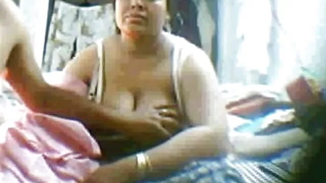 غالب کے Alexa کلیپ های سکسی جدید پیئرس