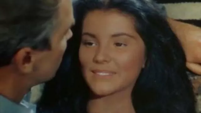 آخر فیلم سکسی از جنیفر لوپز کے ساتھ ٹائیگرز خطرناک Audrey Bitoni